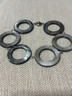Hand crafted Grey Mother-of-Pearl Open Circle gemstone Bracelet